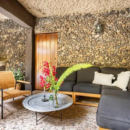Casa La Moringa Tatil Evi Los Silos